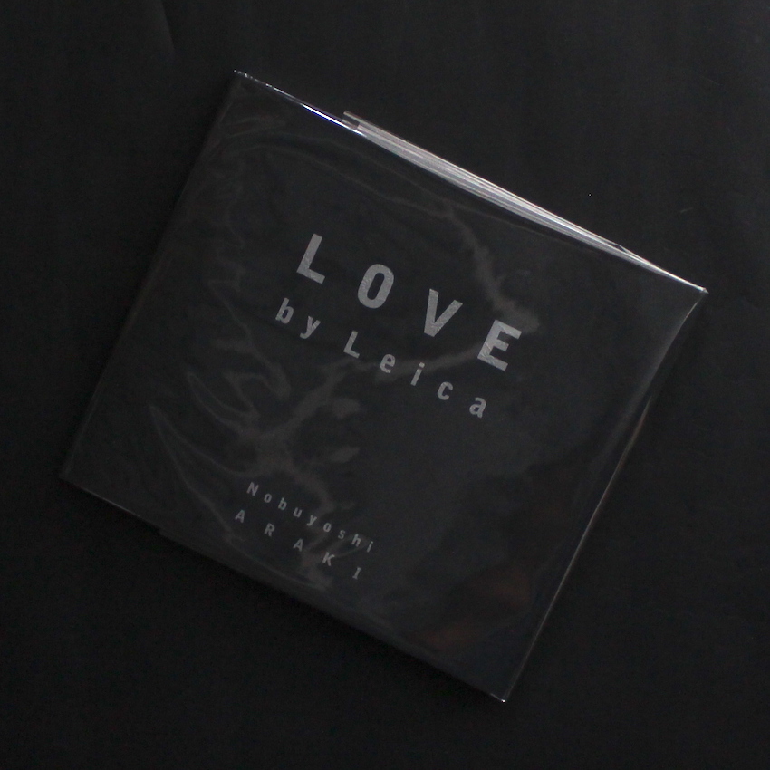 荒木　経惟 / Nobuyoshi Araki / Love by Leica（Signed）