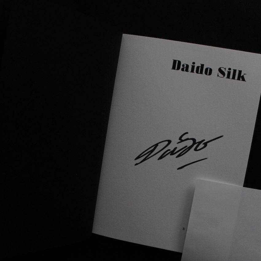 Daido Silk（Black, Signed） - 森山 大道 / Daido Moriyama