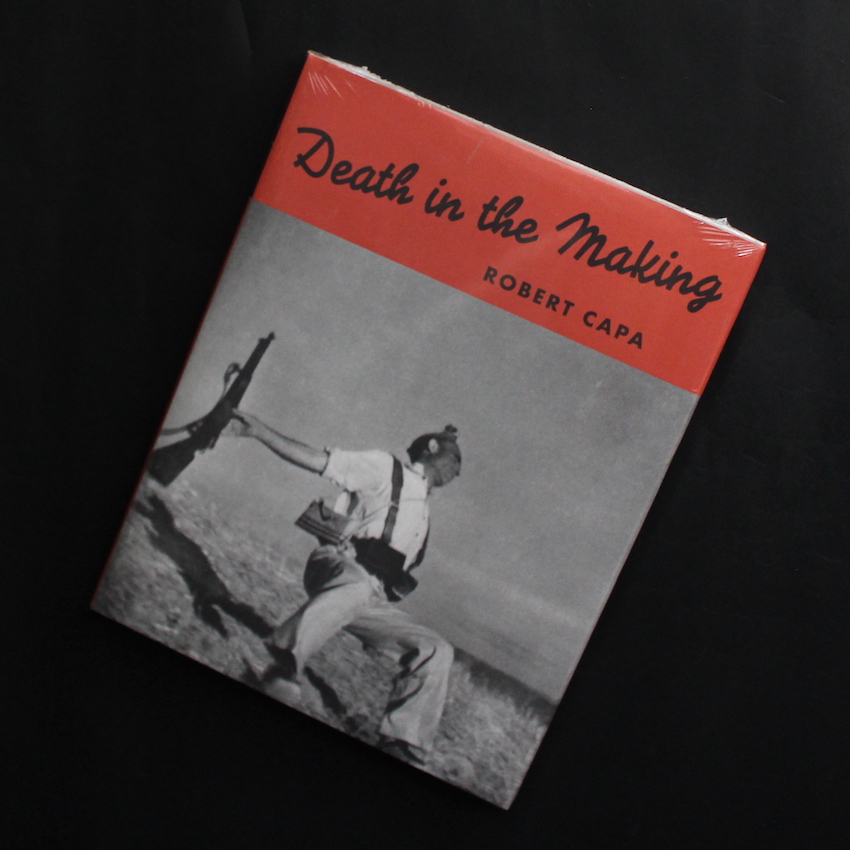 Robert Capa / Death in the Making（Unopened）
