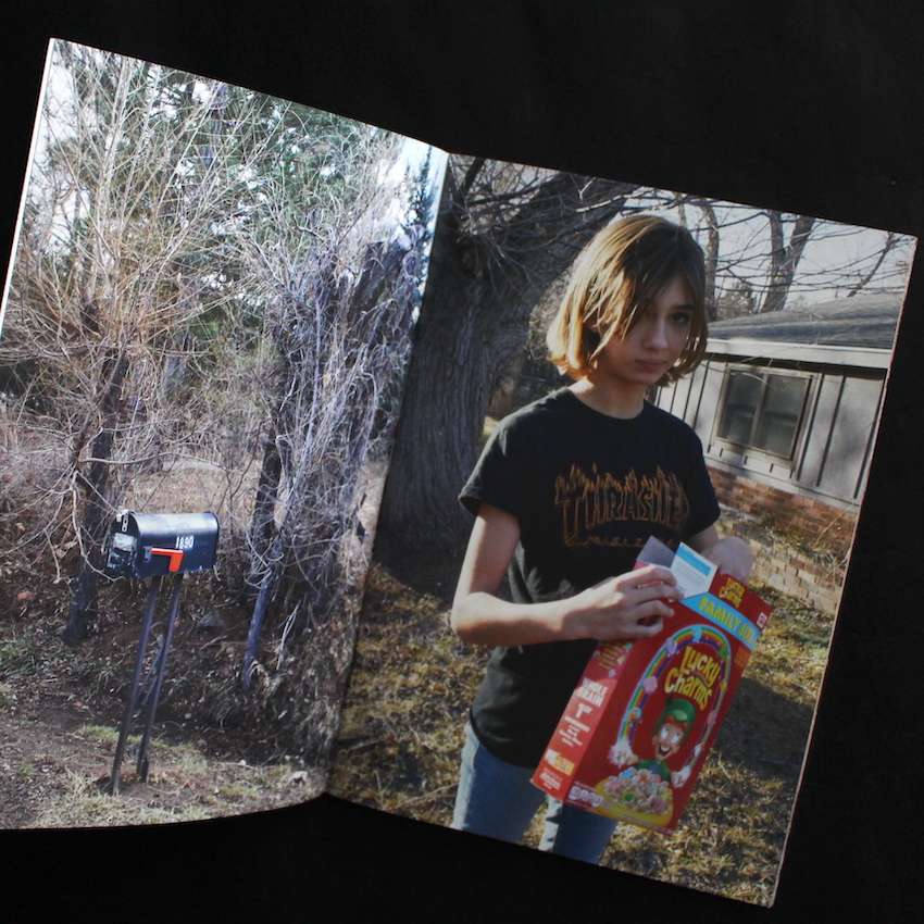 入手困難｜WE SMELL LIKE TIME VALERIE PHILLIPS We Smell Like Time（Signed） - Valerie Phillips